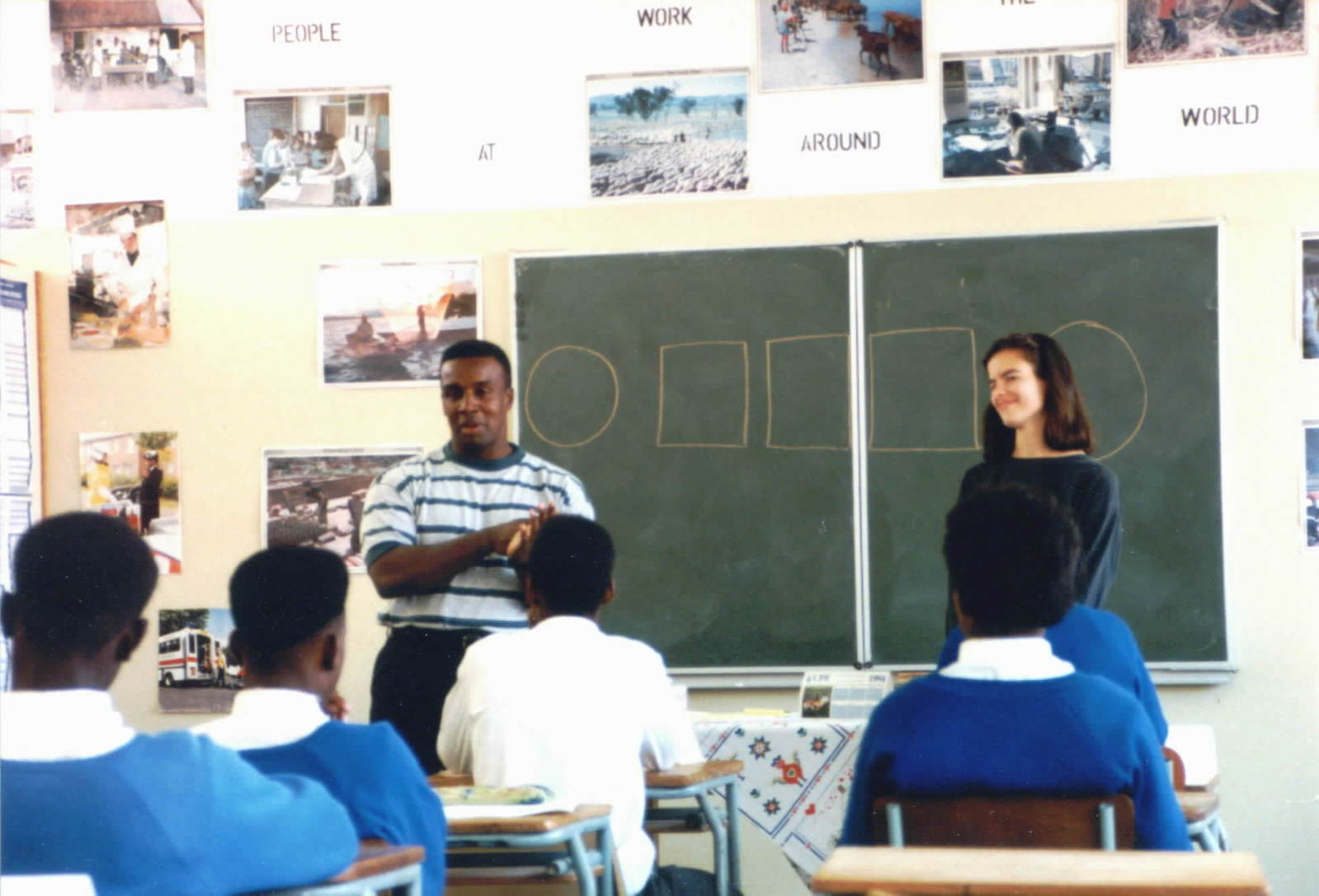 teaching-high-school-africa-1493847